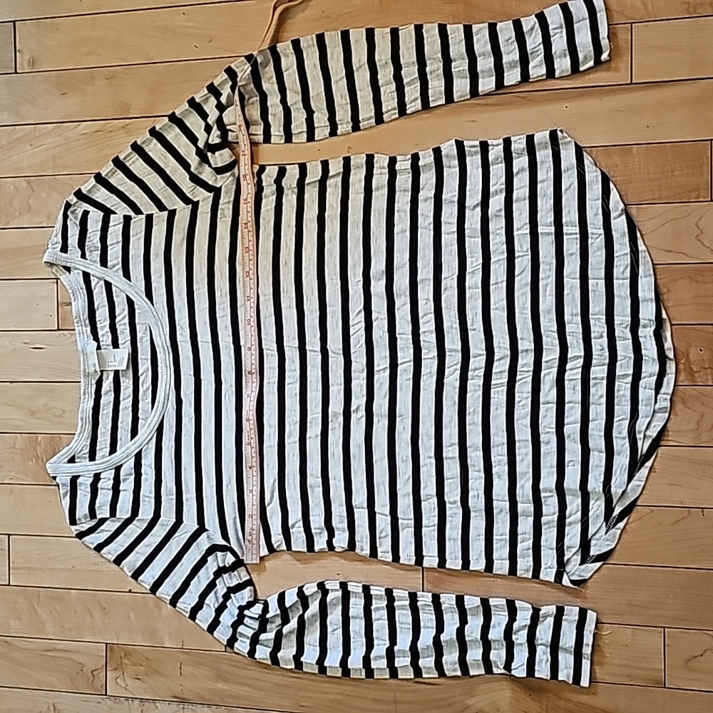 H & M stipe long sleeve tee